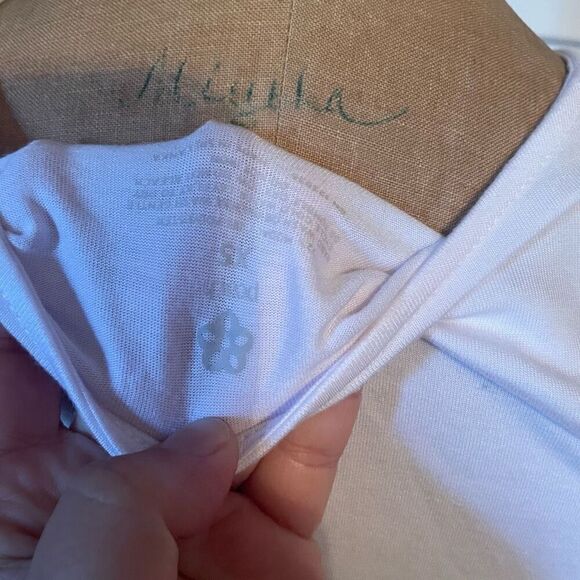 PEACH | white basic muscle t tank XS - Picture 4 of 5